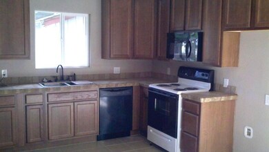 Kelly Oven, dishwasher, microwave
