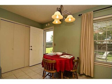 1408 NE 4th St, Moore, OK 73160 - photo 7