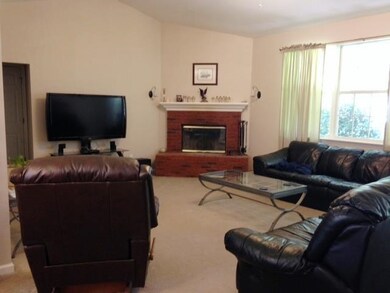 139 Wildwood Dr unit 1, Crawfordville, FL 32327 - photo 3