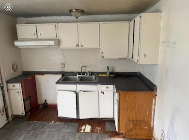 3727-3729 Briggs Rd, Columbus, OH 43228 - photo 6