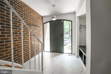 4908 Sauquoit Ln, Annandale, VA 22003 - photo 7