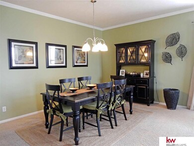 818 Summit Ridge Dr, Papillion, NE 68046 - photo 5