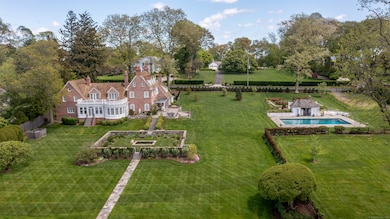 828 Sasco Hill Rd, Fairfield, CT 06824 - photo 4