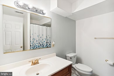 15237 Jones Ln, Gaithersburg, MD 20878 - photo 6