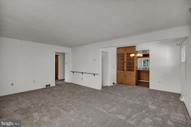 2107 Cullum Dr, Reading, PA 19601 - photo 7