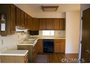24 Hollybrook Dr unit 4, Asheville, NC 28803 - photo 3