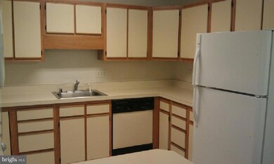 141 Georgetown Rd unit 6, Annapolis, MD 21403 - photo 3