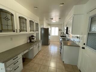 2130 N. 70th St. kitchen