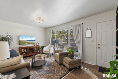 1219 16th St, Bettendorf, IA 52722 - photo 5