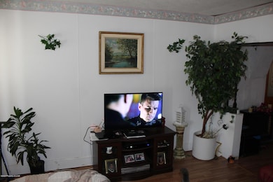 136 Center St, Nanticoke, PA 18634 - photo 5