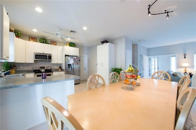 1806 NE 22nd Dr, Jensen Beach, FL 34957 - photo 7