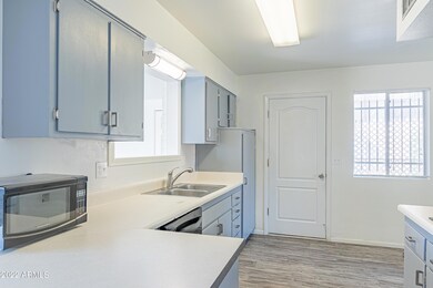 10807 Connect Sun City Photos (4 of 44)