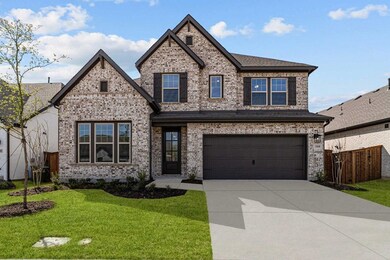 The Brays - L Exterior