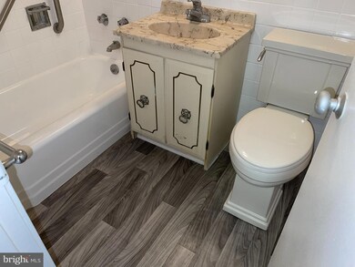 River Park unit N723, Washington, DC 20024 - photo 6