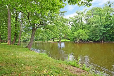 57122 Decamp Blvd, Elkhart, IN 46516 - photo 2