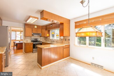 609 Berwick Rd, Wilmington, DE 19803 - photo 7