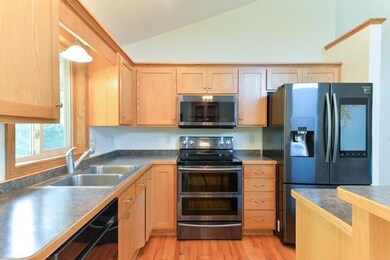 6143 Goodview Trail Ct N, Hugo, MN 55038 - photo 4