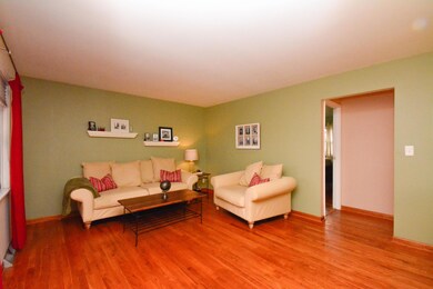 6285 Faircrest Rd, Columbus, OH 43229 - photo 6