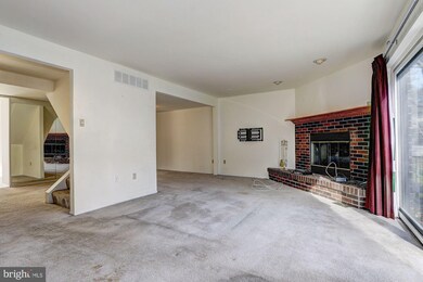7117 Winter Rose Path, Columbia, MD 21045 - photo 2