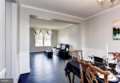 5952 Hunter Crest Rd, Woodbridge, VA 22193 - photo 6