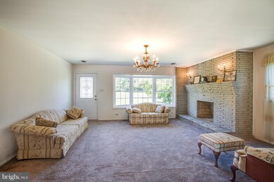 500 Shore Dr, Colonial Beach, VA 22443 - photo 3