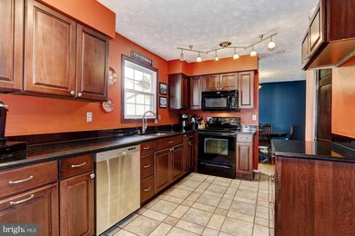 8400 Braddock Way, Columbia, MD 21046 - photo 6