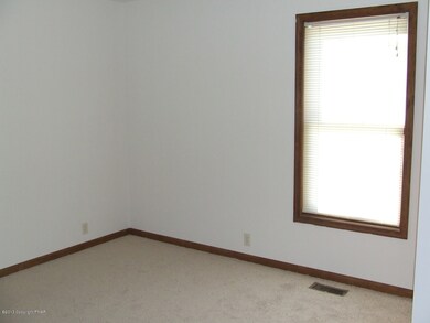 364 Escoll Dr, East Stroudsburg, PA 18301 - photo 7