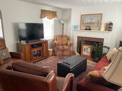 58 Grove St unit 1, Belmont, MA 02478 - photo 2