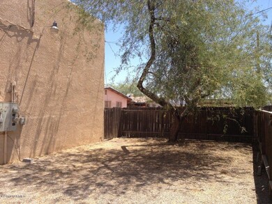 Common Rear Yard