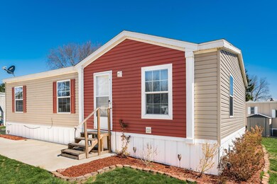 209 Villa Dr, Circleville, OH 43113 - photo 2