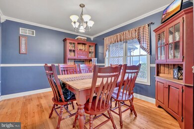 307 Elm Ln, Orwigsburg, PA 17961 - photo 5