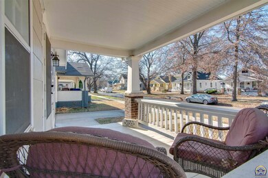 1212 SW Wayne Ave, Topeka, KS 66604 - photo 6