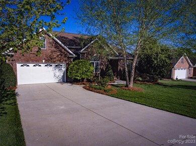 137 Postell Dr, Statesville, NC 28625 - photo 3