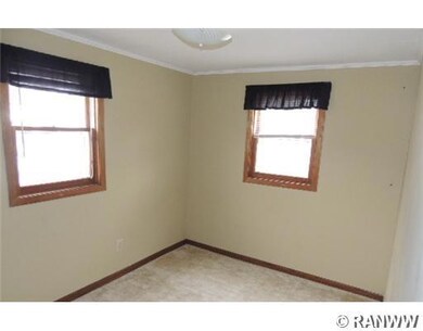 3410 Locust Ln, Eau Claire, WI 54703 - photo 4