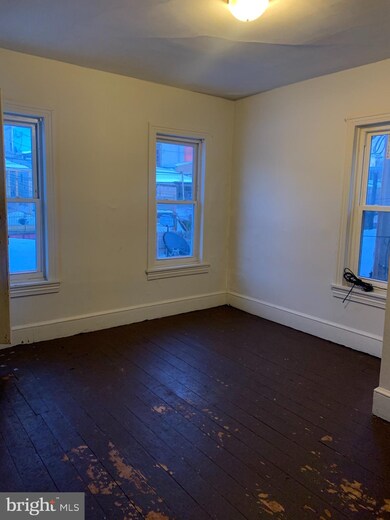 543 N 11th St, Reading, PA 19604 - photo 5