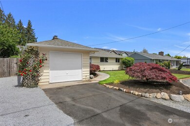 8023 213th St SW, Edmonds, WA 98026 - photo 3