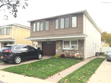 41 Cambridge Ave, Staten Island, NY 10314 - photo 2