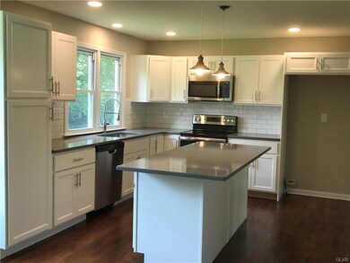 259 Blenheim Dr, Easton, PA 18045 - photo 7