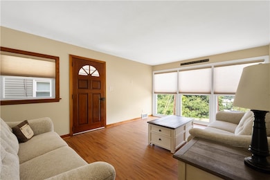 120 Phillips St, Charleroi, PA 15022 - photo 3