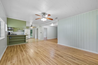 2128 3rd Ave, Crestview, FL 32539 - photo 6