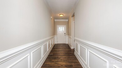 179 Fox Cove Rd, Hendersonville, NC 28792 - photo 2