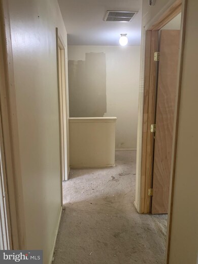 137 Baker Ave, Atco, NJ 08004 - photo 2