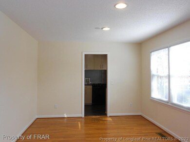 2424 Dartmouth Dr, Fayetteville, NC 28304 - photo 5