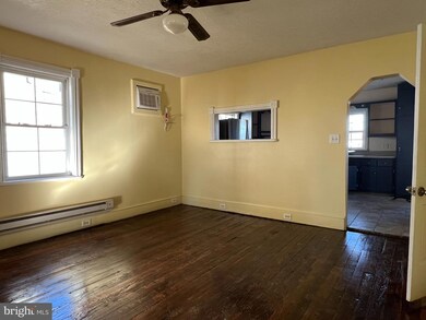 104 W 7th Ave, Ranson, WV 25438 - photo 5