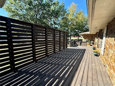 908 SW 21st St, Wagoner, OK 74467 - photo 5