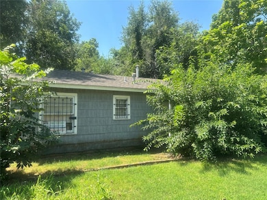 3340 NE 12th St, Oklahoma City, OK 73117 - photo 2