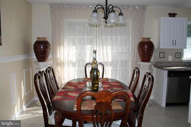 202 Banyan Circle Dr, Lancaster, PA 17603 - photo 3