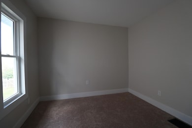 1074 E 15th Ave, Columbus, OH 43211 - photo 5