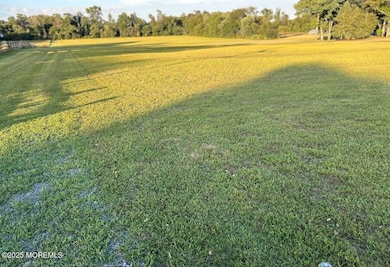 67 Davidson's Mill Rd, New Brunswick, NJ 08902 - photo 2