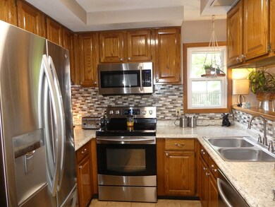 1128 Victoria Dr, Bucyrus, OH 44820 - photo 5